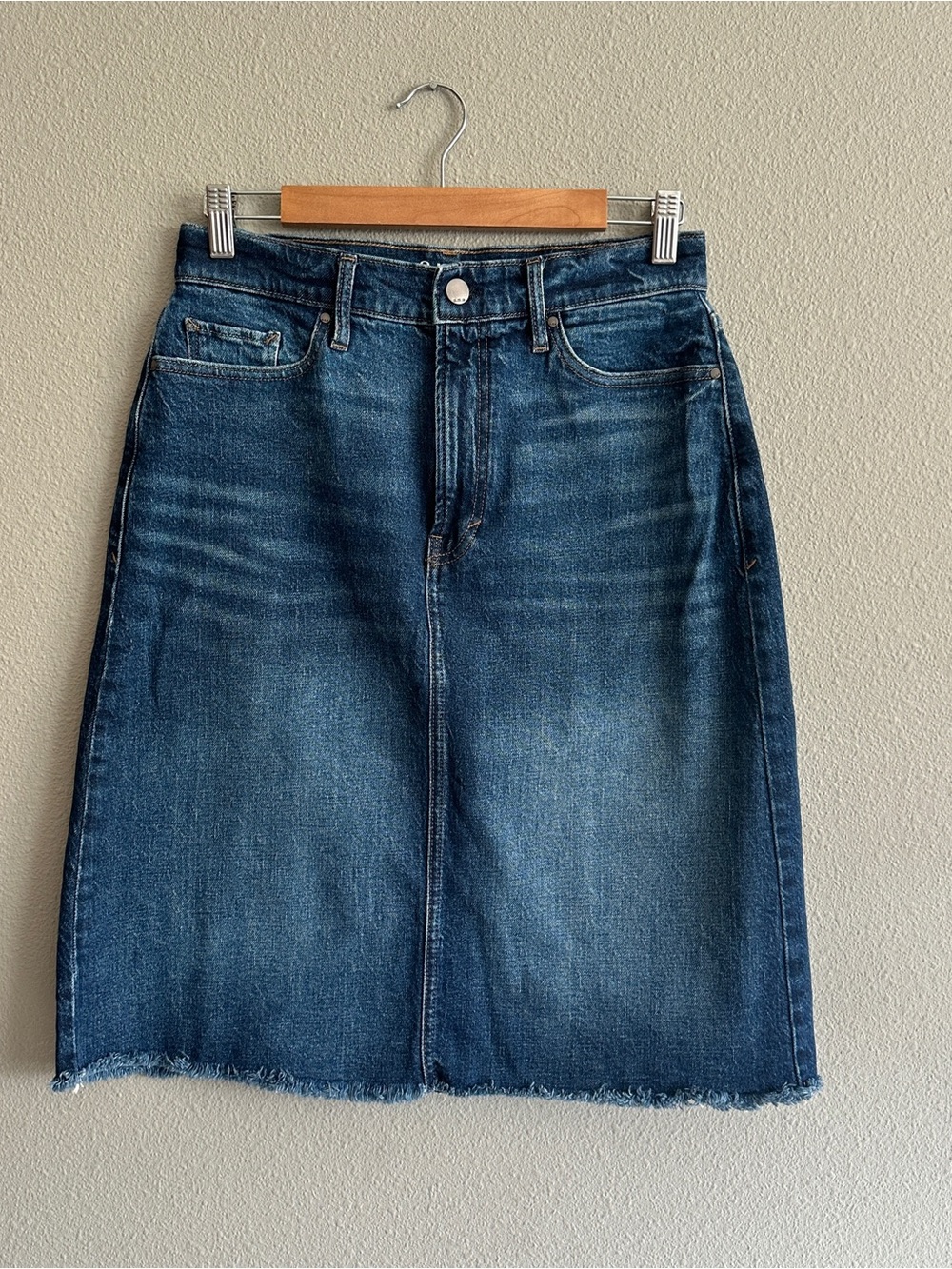 a.n.a  Blue Denim High Rise Midi Skirt with Raw Hem 6